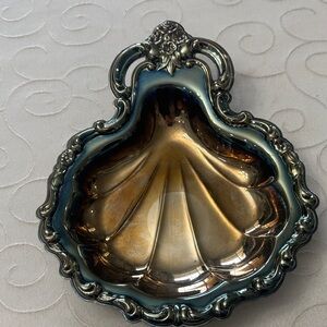 Vintage International Silver Plate Countess Shell # 6248 Candy/Nut Dish